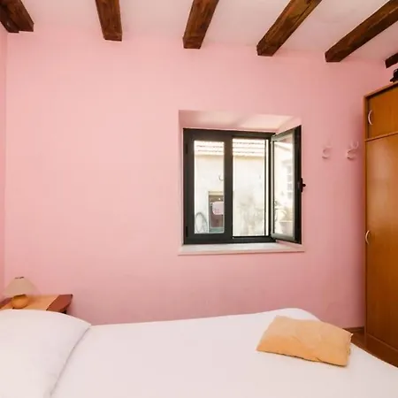 Holiday Bender- Three Bedroom Holiday With Terrace And Sea View * Mlini