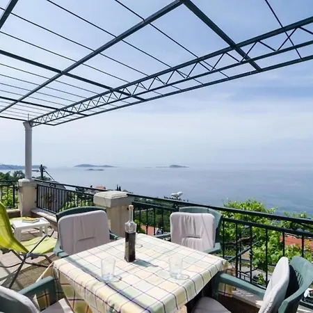Holiday Bender- Three Bedroom Holiday With Terrace And Sea View * Mlini