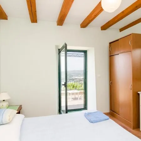 Lejlighed Holiday Bender- Three Bedroom Holiday With Terrace And Sea View