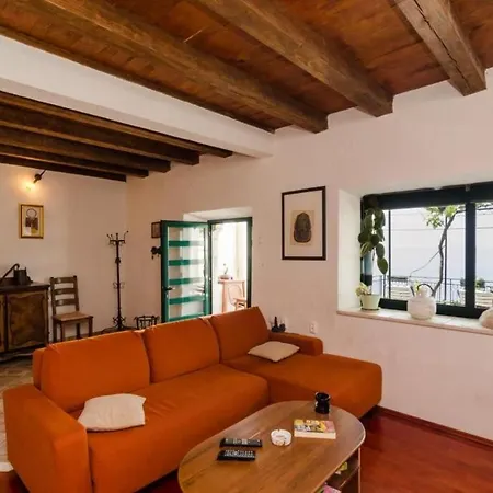 Lejlighed Holiday Bender- Three Bedroom Holiday With Terrace And Sea View